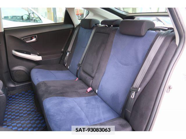 Toyota PRIUS 2013-07 345399-25