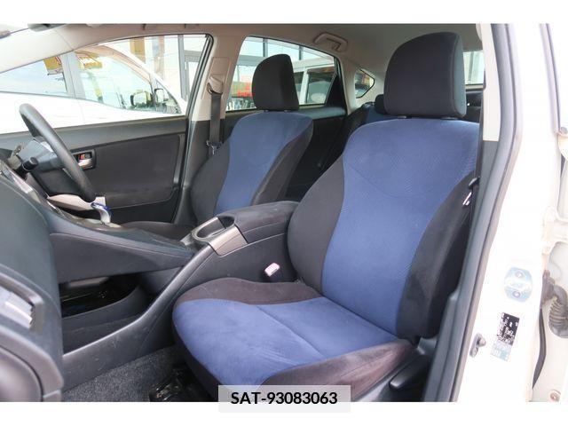 Toyota PRIUS 2013-07 345399-21