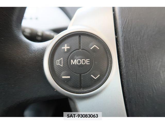 Toyota PRIUS 2013-07 345399-11