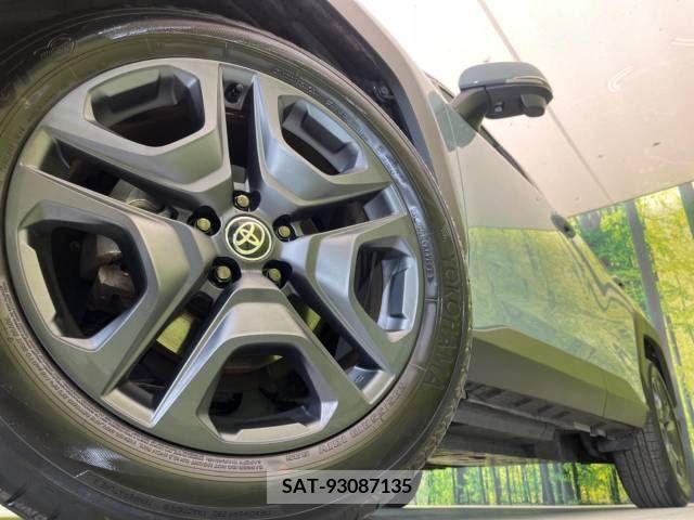 Toyota RAV4 2022-10 377883-13