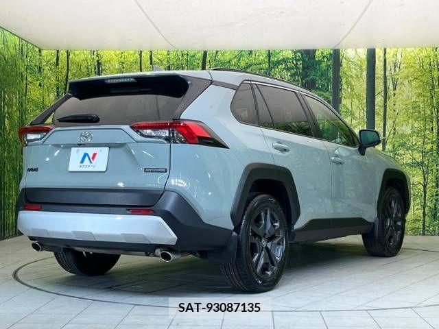 Toyota RAV4 2022-10 377883-17