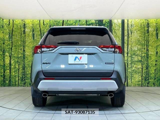 Toyota RAV4 2022-10 377883-15