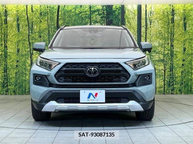 Toyota RAV4 2022-10 377883-14