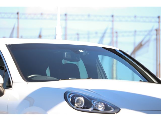 Porsche CAYENNE 2015-05 24499-11