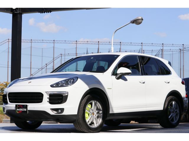 Porsche CAYENNE 2015-05 24499-7