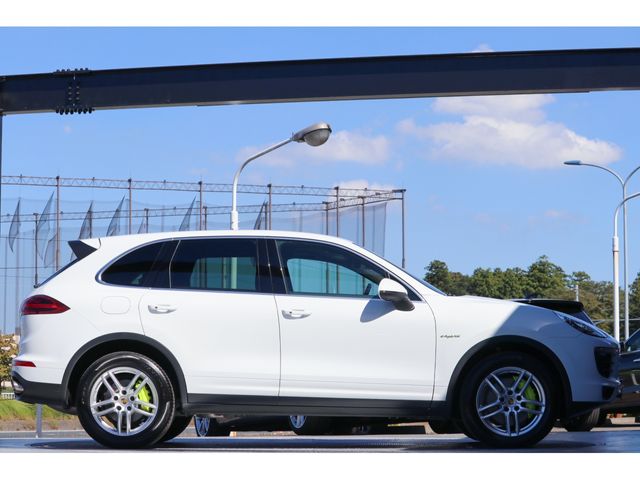 Porsche CAYENNE 2015-05 24499-4