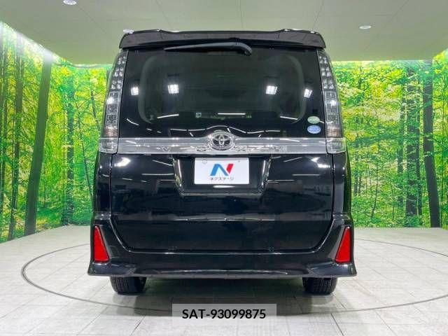 Toyota VOXY 2015-06 212451-16