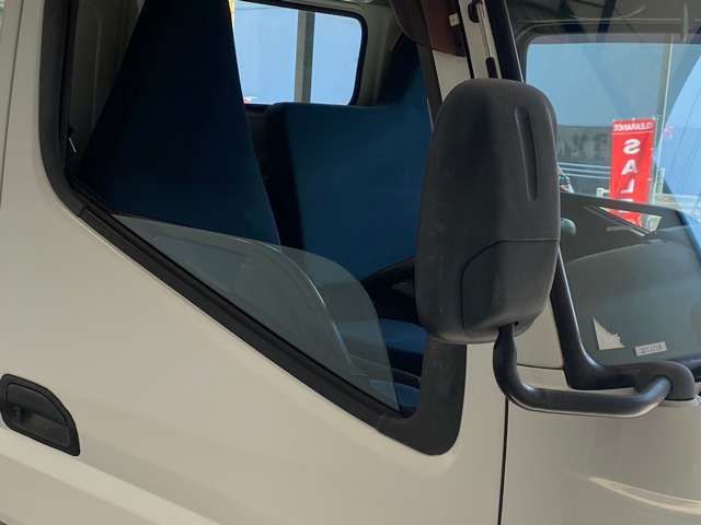 Mitsubishi CANTER 2013-08 187542-19