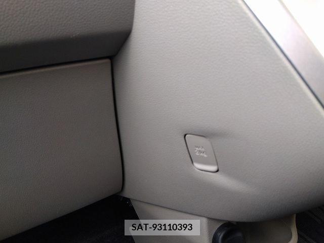 Daihatsu CAST 2017-08 214685-13