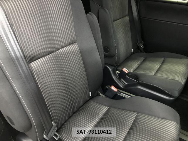 Toyota VOXY 2019-03 214629-14