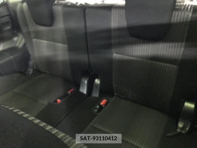 Toyota VOXY 2019-03 214629-18