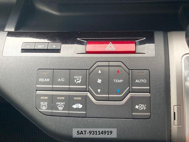 Honda e 2010-04 236522-22