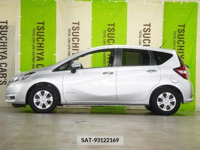 Nissan NOTE 2019-08 305519-17