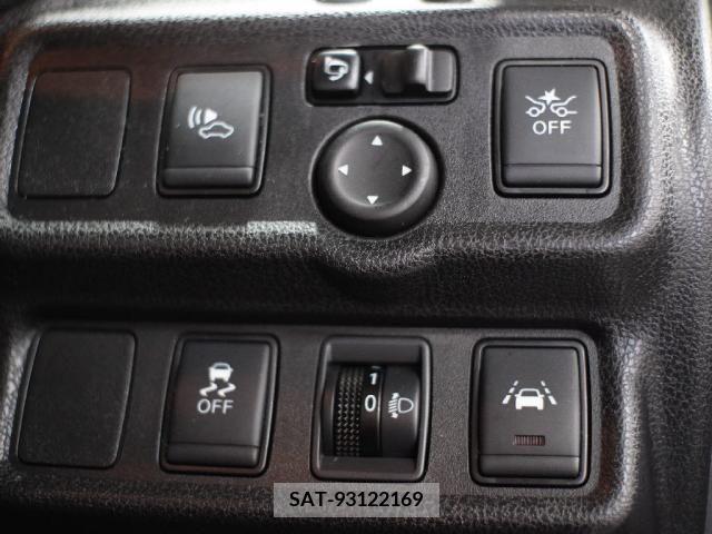 Nissan NOTE 2019-08 305519-13