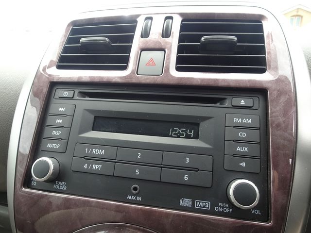 Nissan MARCH 2021-03 2700-11