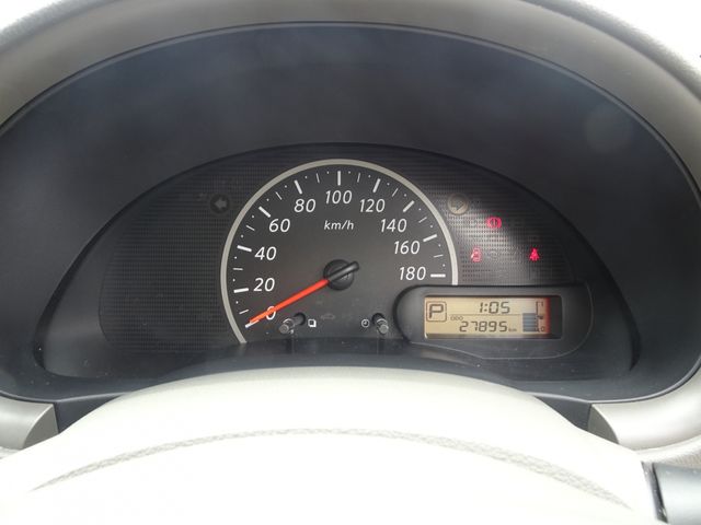 Nissan MARCH 2021-03 2700-10