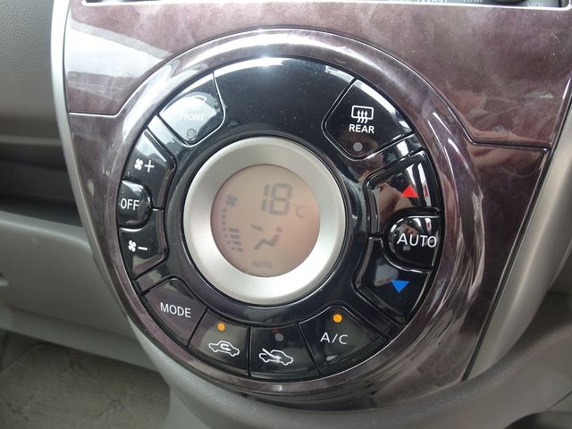 Nissan MARCH 2021-03 2700-12