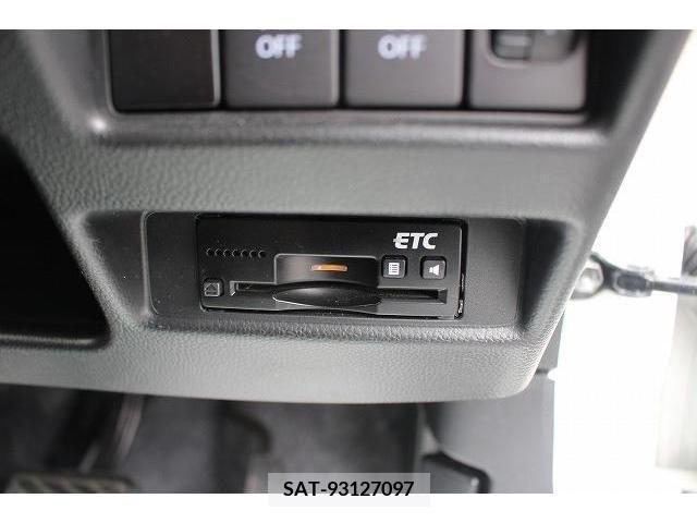 Suzuki WAGON R 2019-03 242499-4