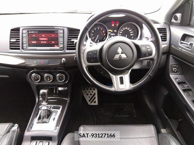 Mitsubishi LANCER 2010-08 208826-3