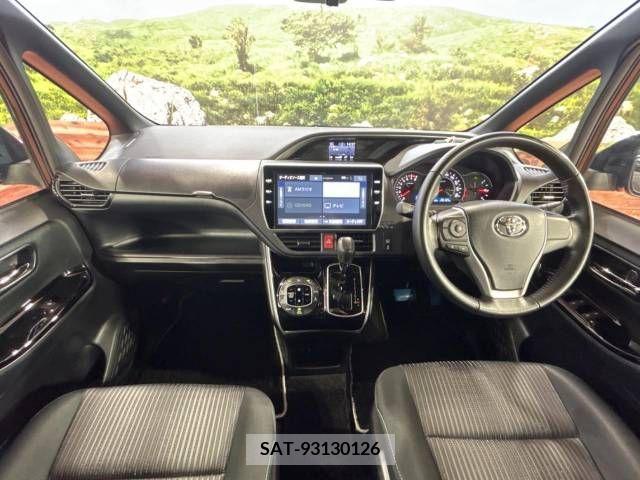 Toyota VOXY 2019-12 336962-1