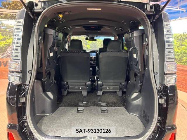 Toyota VOXY 2019-12 336962-10
