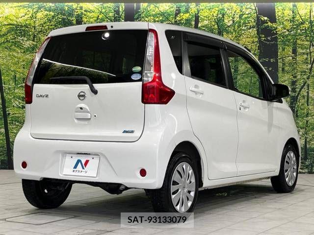 Nissan DAYZ 2014-02 333980-17