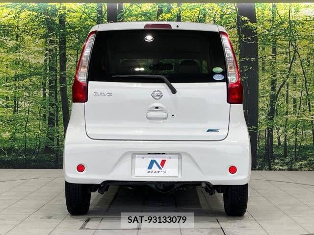 Nissan DAYZ 2014-02 333980-15