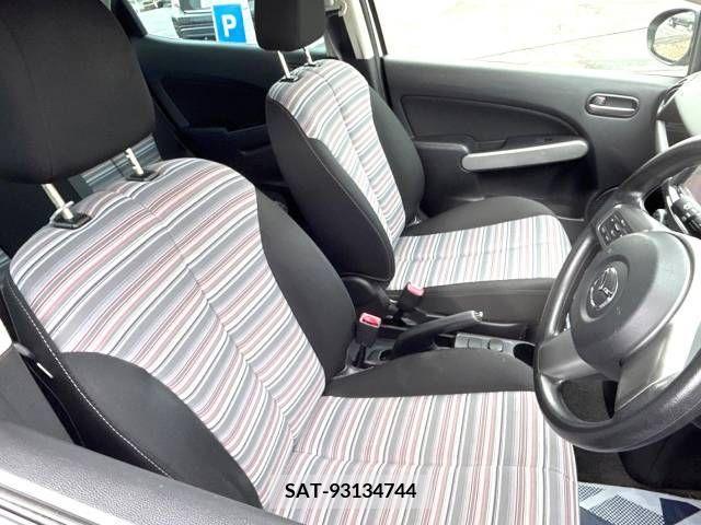 Mazda DEMIO 2013-06 296626-7