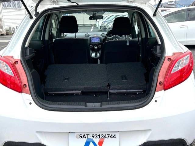 Mazda DEMIO 2013-06 296626-9