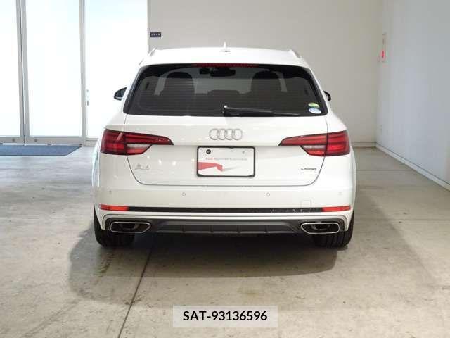 Audi A4 2019-09 260976-3