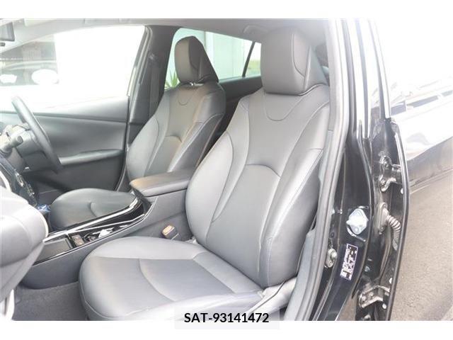 Toyota PRIUS 2019-04 346948-5