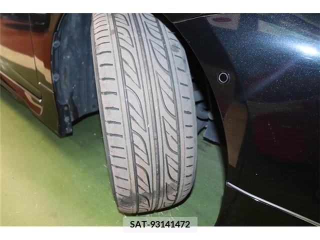 Toyota PRIUS 2019-04 346948-25