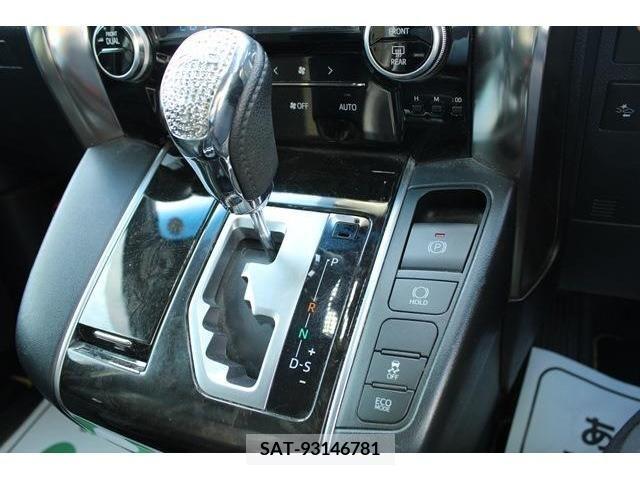 Toyota VELLFIRE 2016-08 369839-3