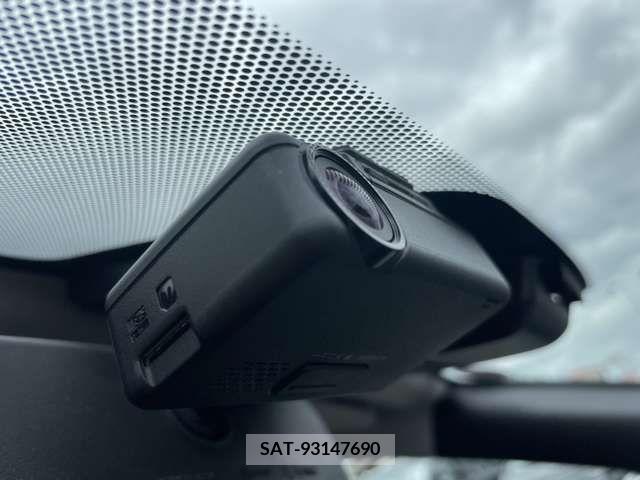 Nissan LEAF 2019-03 246115-7