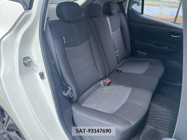 Nissan LEAF 2019-03 246115-18