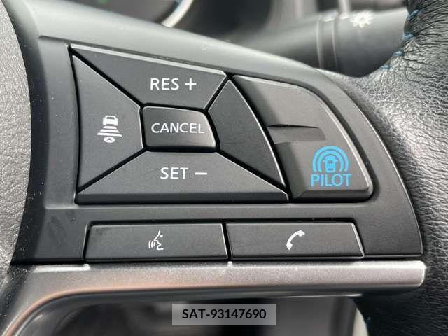 Nissan LEAF 2019-03 246115-12