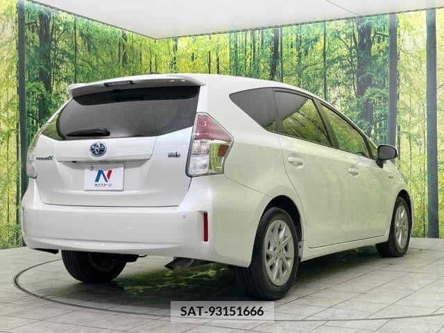 Toyota PRIUS ALPHA 2015-03 215552-17