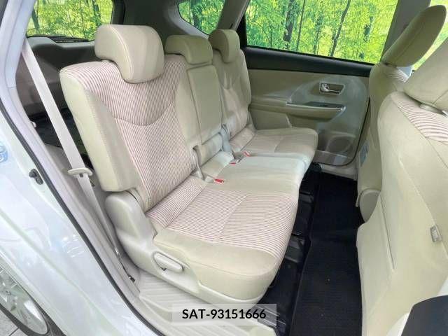 Toyota PRIUS ALPHA 2015-03 215552-9