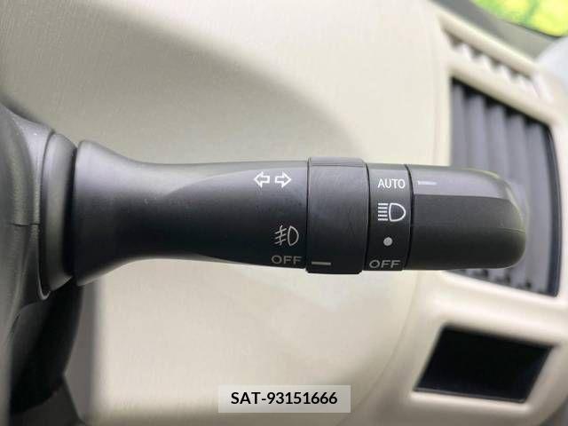 Toyota PRIUS ALPHA 2015-03 215552-7