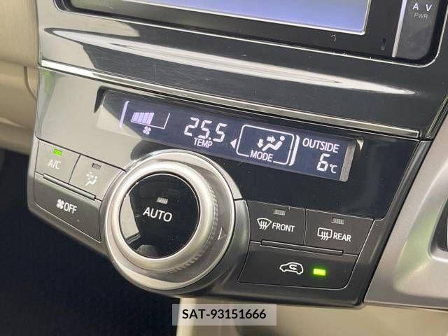 Toyota PRIUS ALPHA 2015-03 215552-5