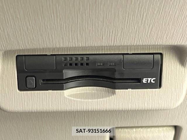 Toyota PRIUS ALPHA 2015-03 215552-4