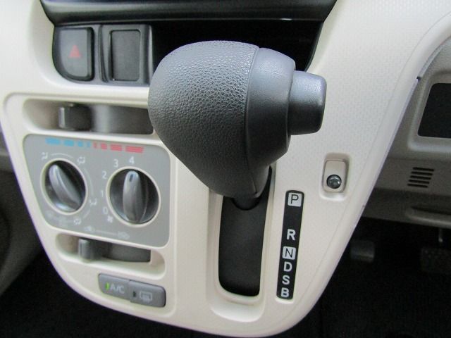 Subaru STELLA 2018-08 17895-19