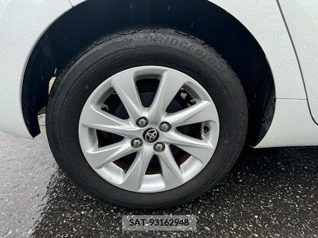 Toyota AQUA 2021-08 352156-3