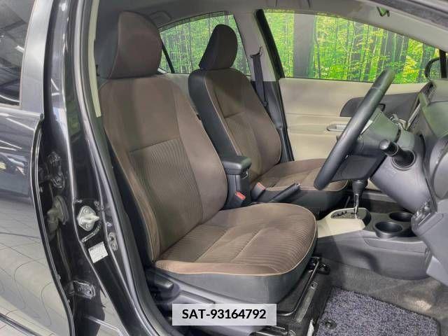 Toyota AQUA 2012-06 346470-7