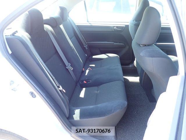 Toyota COROLLA AXIO 2019-05 358006-17