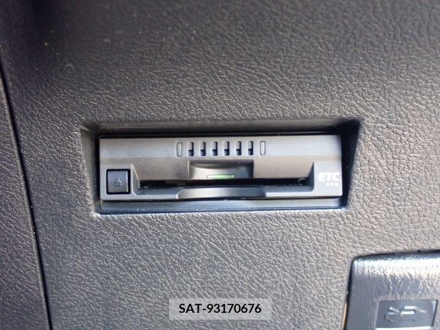 Toyota COROLLA AXIO 2019-05 358006-10