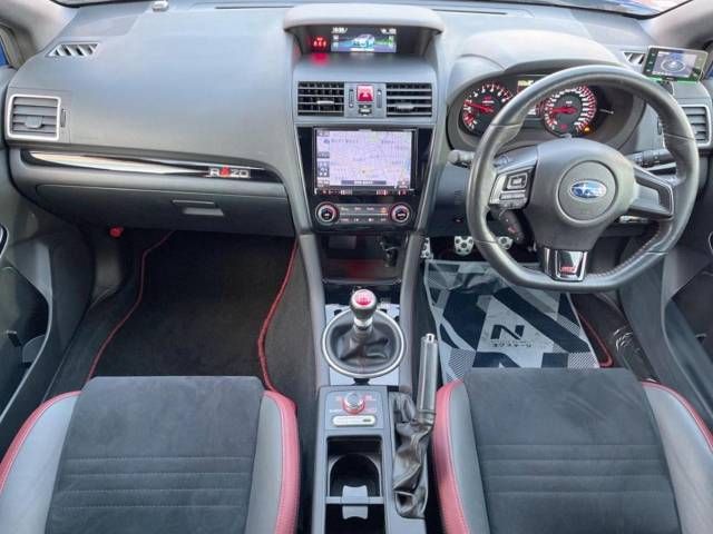 Subaru WRX STI 2017-08 192813-1