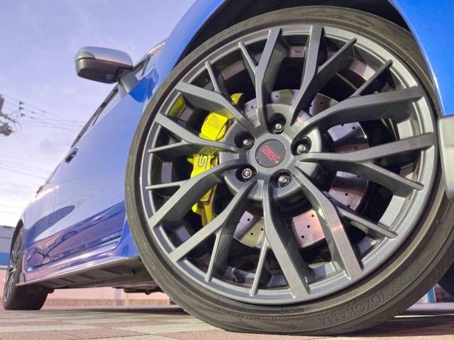 Subaru WRX STI 2017-08 192813-13