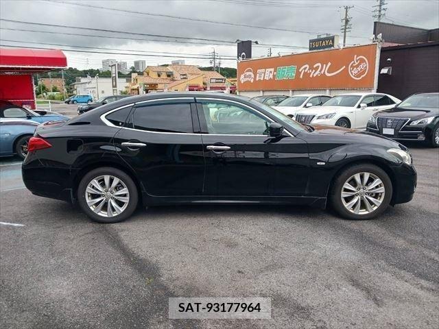 Nissan FUGA 2010-01 353737-13