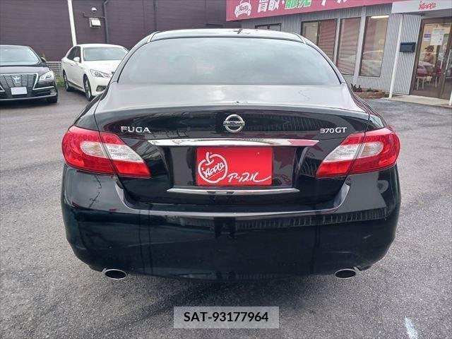 Nissan FUGA 2010-01 353737-14